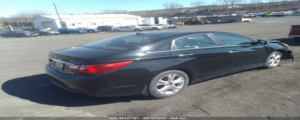 5NPEC4AC5DH704801 2013 HYUNDAI SONATA photo no. 4
