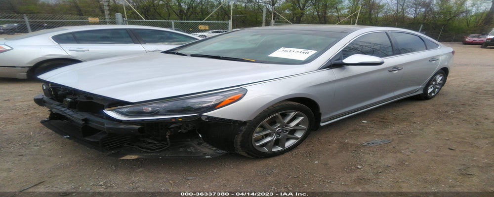 5NPE34AB0JH716227 2018 HYUNDAI SONATA photo no. 2
