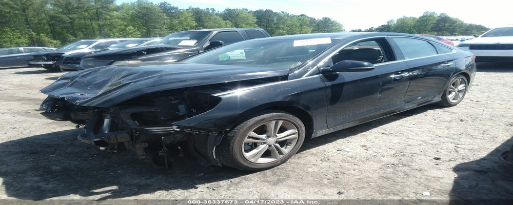 5NPE34AF9JH722580 2018 HYUNDAI SONATA photo no. 2
