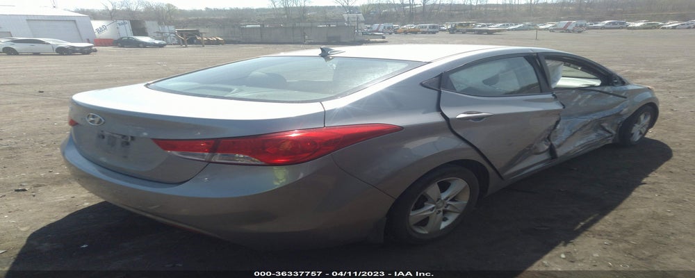 KMHDH4AE3DU930223 2013 HYUNDAI ELANTRA photo no. 4