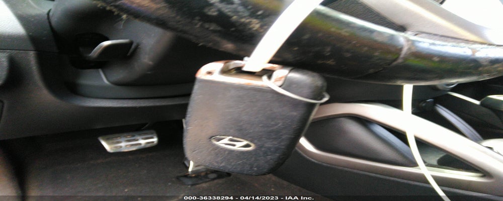 KMHTC6AD6DU143327 2013 HYUNDAI VELOSTER photo no. 11