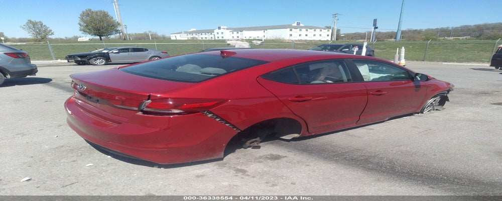 KMHD84LF5HU383807 2017 HYUNDAI ELANTRA photo no. 4