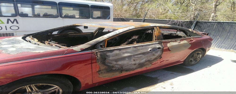 5NPEB4AC5BH043643 2011 HYUNDAI SONATA photo no. 6