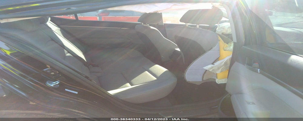 KMHD74LF0HU129070 2017 HYUNDAI ELANTRA photo no. 8