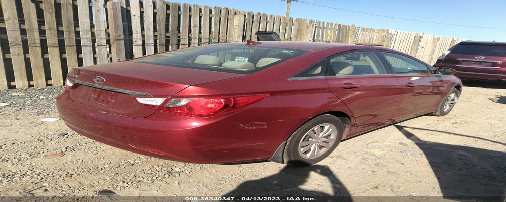 5NPEB4ACXBH171778 2011 HYUNDAI SONATA photo no. 4
