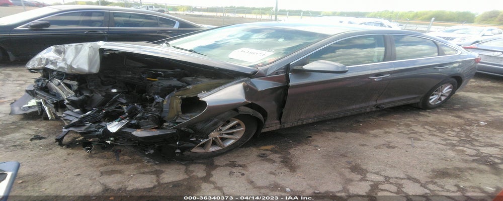 5NPE24AF9JH699059 2018 HYUNDAI SONATA photo no. 2