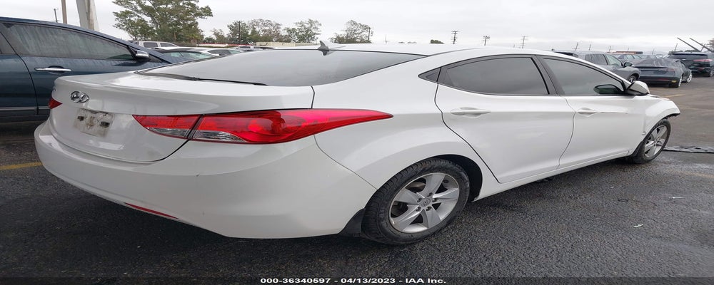 5NPDH4AE8DH406130 2013 HYUNDAI ELANTRA photo no. 4