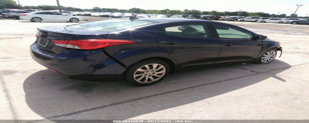 5NPDH4AE2DH197015 2013 HYUNDAI ELANTRA photo no. 4
