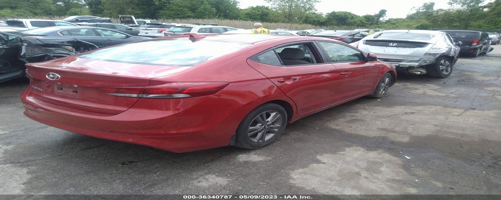 5NPD84LFXHH184993 2017 HYUNDAI ELANTRA photo no. 4