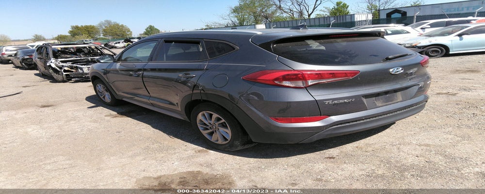 KM8J3CA42JU753842 2018 HYUNDAI TUCSON photo no. 3