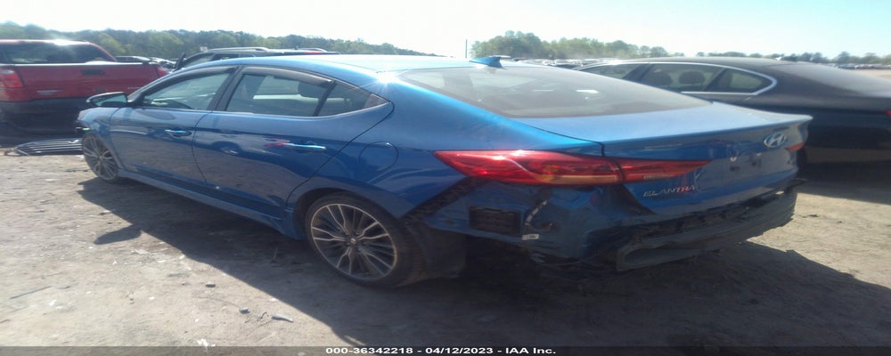 KMHD04LBXHU328905 2017 HYUNDAI ELANTRA photo no. 3