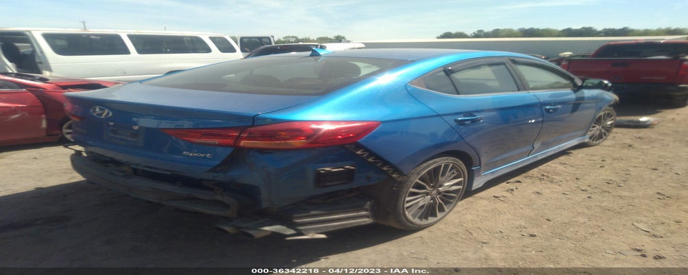KMHD04LBXHU328905 2017 HYUNDAI ELANTRA photo no. 4
