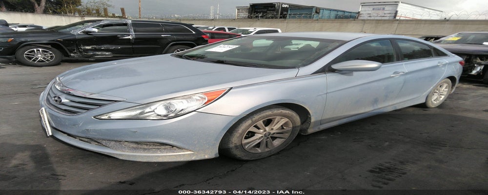 5NPEB4ACXEH917330 2014 HYUNDAI SONATA photo no. 2