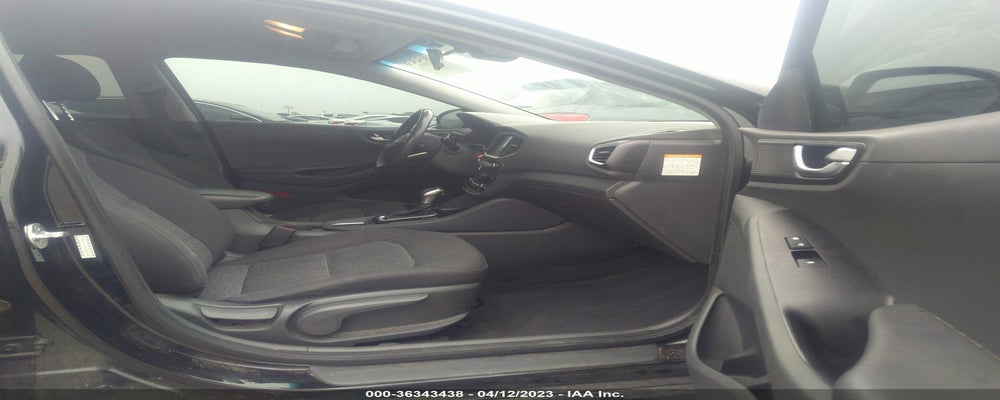 KMHC75LC4HU024068 2017 HYUNDAI IONIQ HYBRID photo no. 5