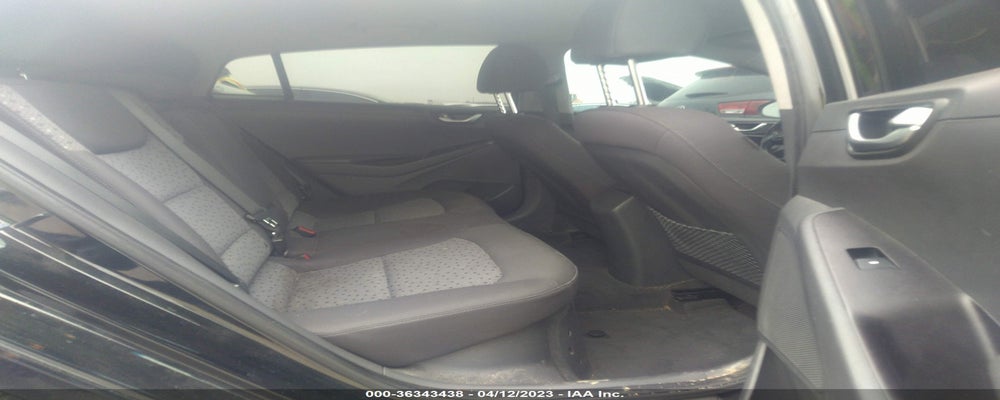 KMHC75LC4HU024068 2017 HYUNDAI IONIQ HYBRID photo no. 8