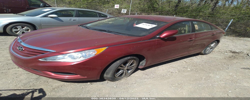 5NPEB4AC4BH093286 2011 HYUNDAI SONATA photo no. 2