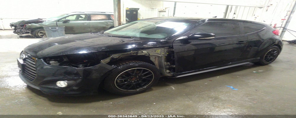 KMHTC6AE3FU240206 2015 HYUNDAI VELOSTER photo no. 2