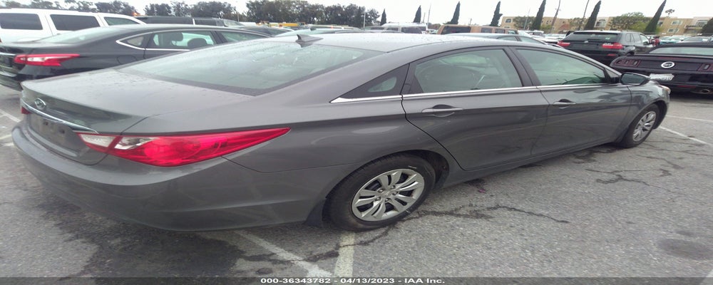 5NPEB4AC8DH598525 2013 HYUNDAI SONATA photo no. 4