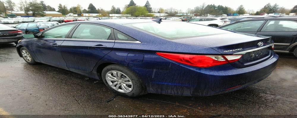 5NPEB4AC2BH207818 2011 HYUNDAI SONATA photo no. 3