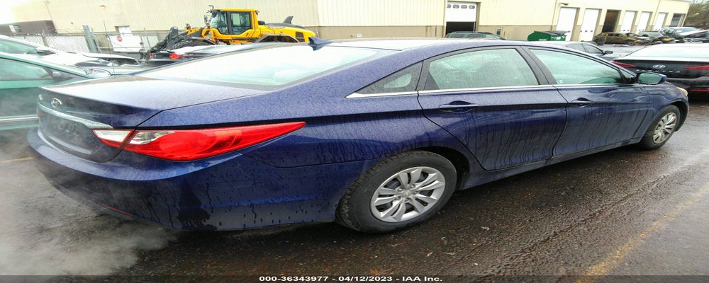 5NPEB4AC2BH207818 2011 HYUNDAI SONATA photo no. 4