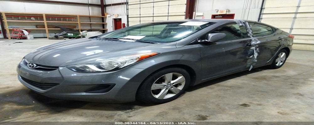 5NPDH4AE1DH332596 2013 HYUNDAI ELANTRA photo no. 2