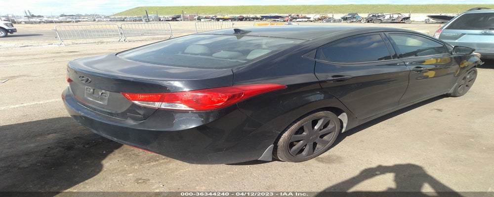 5NPDH4AE3DH431940 2013 HYUNDAI ELANTRA photo no. 4