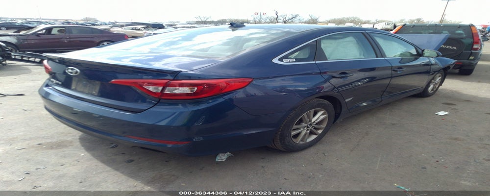 5NPE24AF3FH059470 2015 HYUNDAI SONATA photo no. 4