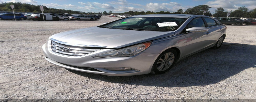 5NPEC4AC3BH007706 2011 HYUNDAI SONATA photo no. 2