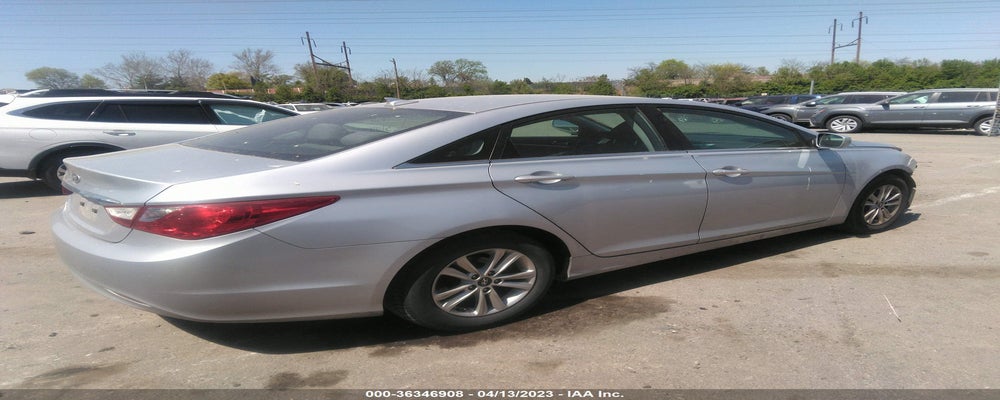 5NPEB4ACXCH348802 2012 HYUNDAI SONATA photo no. 4