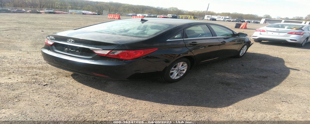 5NPEB4ACXBH178780 2011 HYUNDAI SONATA photo no. 4