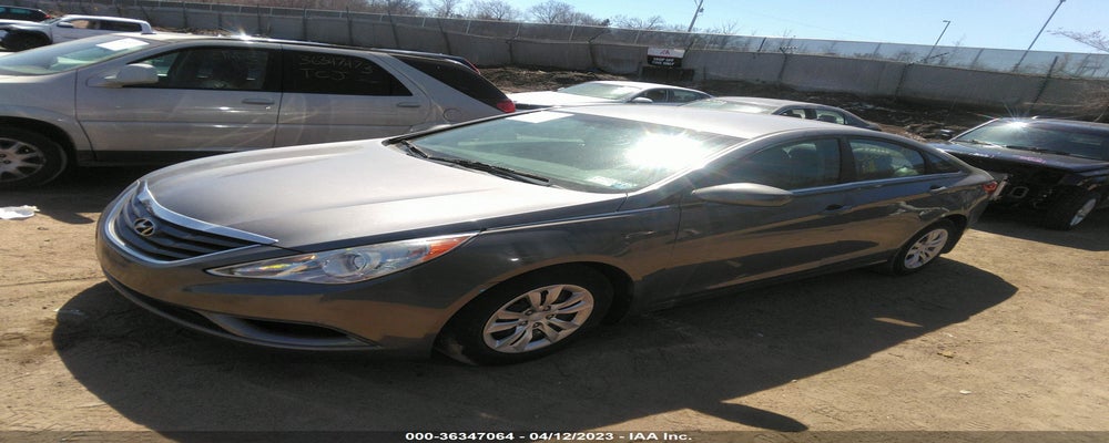 5NPEB4AC0BH111279 2011 HYUNDAI SONATA photo no. 2