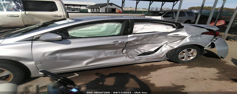 KMHDH4AEXFU266490 2015 HYUNDAI ELANTRA photo no. 6