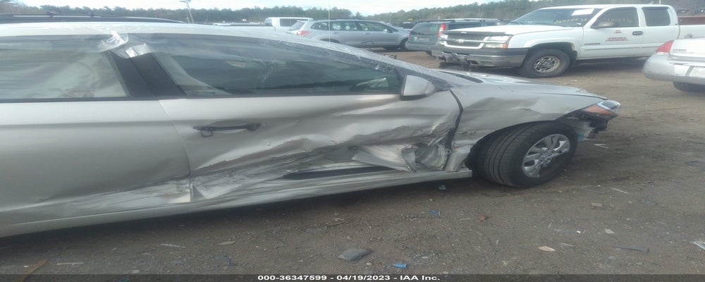 KMHD74LF7HU087402 2017 HYUNDAI ELANTRA photo no. 6