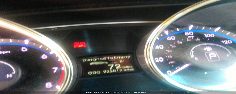 5NPEC4AC1BH137953 2011 HYUNDAI SONATA photo no. 7