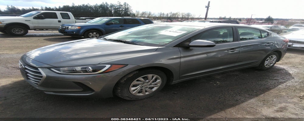 KMHD74LF2HU395447 2017 HYUNDAI ELANTRA photo no. 2