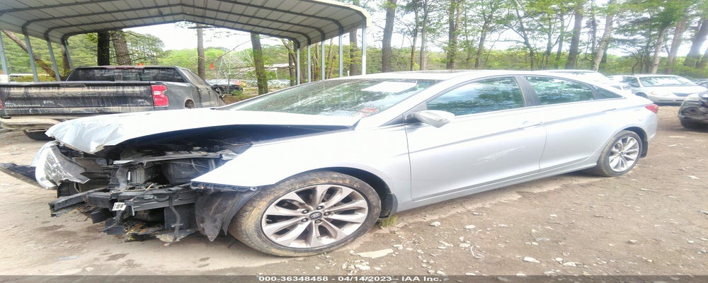 5NPEC4AB9BH235488 2011 HYUNDAI SONATA photo no. 2