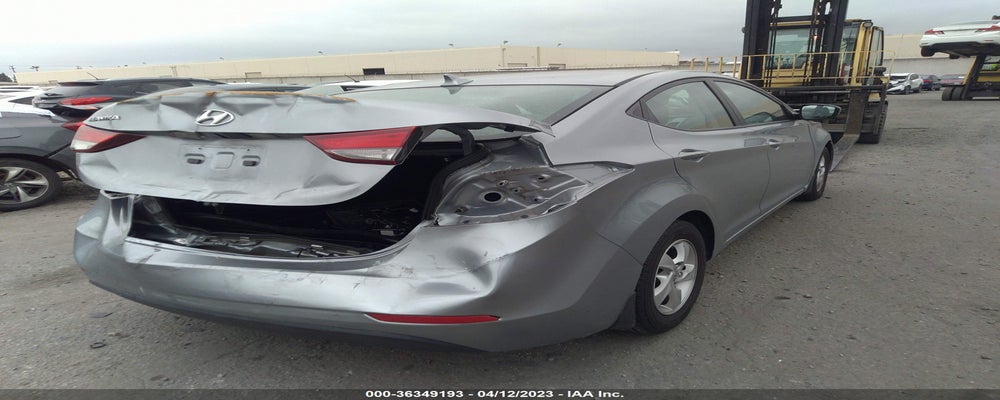 5NPDH4AE3FH609784 2015 HYUNDAI ELANTRA photo no. 4