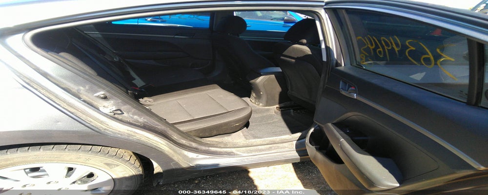 5NPD74LF8JH296104 2018 HYUNDAI ELANTRA photo no. 8