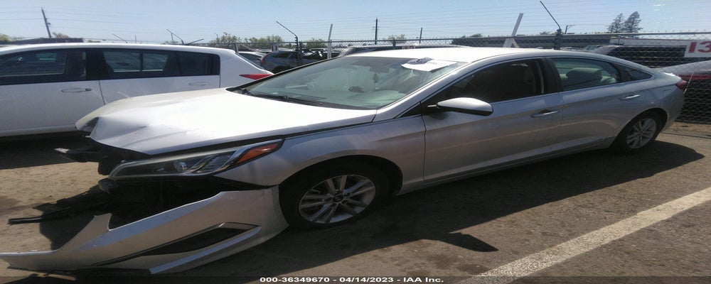5NPE24AF8GH418846 2016 HYUNDAI SONATA photo no. 2