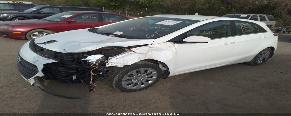 KMHD35LHXGU335076 2016 HYUNDAI ELANTRA GT photo no. 2