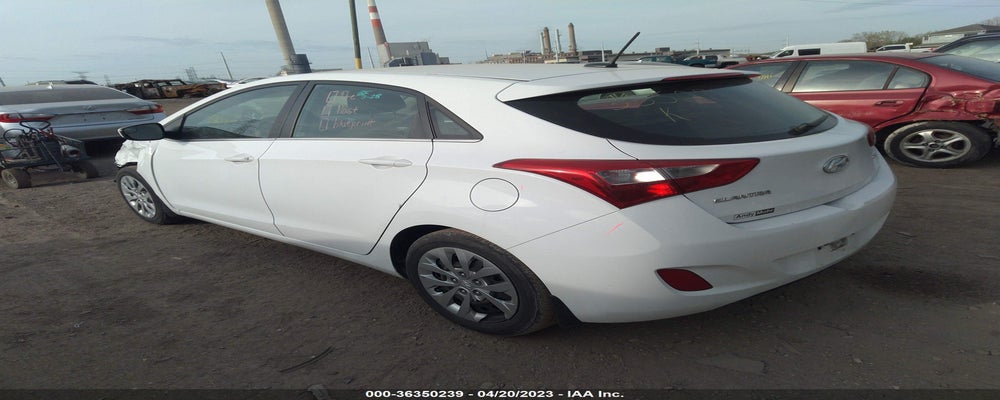 KMHD35LHXGU335076 2016 HYUNDAI ELANTRA GT photo no. 3