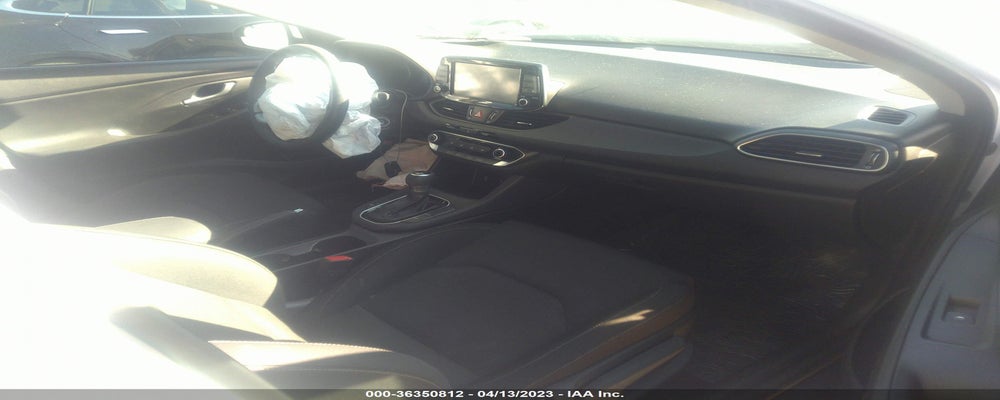 KMHH35LE2KU100011 2019 HYUNDAI ELANTRA GT photo no. 5