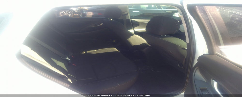 KMHH35LE2KU100011 2019 HYUNDAI ELANTRA GT photo no. 8