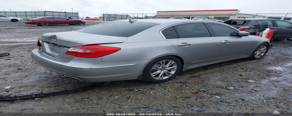 KMHGC4DD5CU204666 2012 HYUNDAI GENESIS photo no. 4