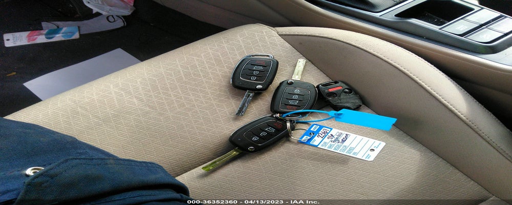 KM8J33A49GU023371 2016 HYUNDAI TUCSON photo no. 11