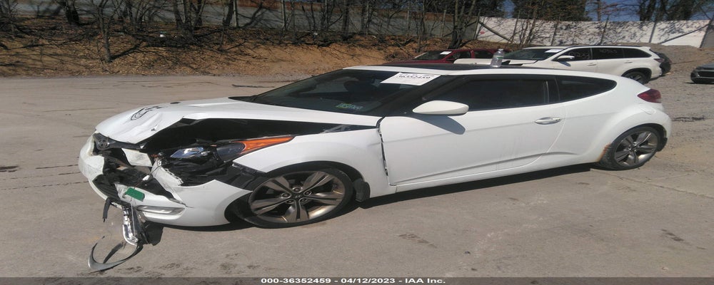 KMHTC6AD7CU052436 2012 HYUNDAI VELOSTER photo no. 2
