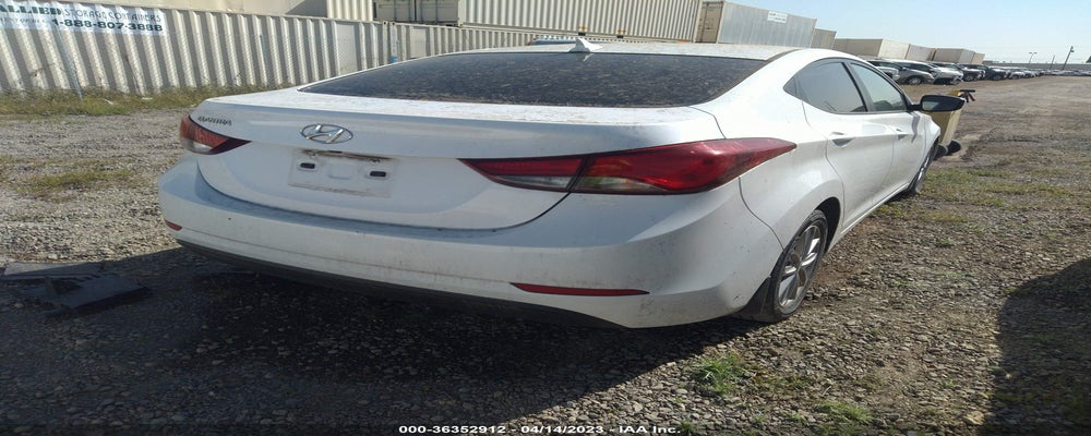 5NPDH4AE0FH623481 2015 HYUNDAI ELANTRA photo no. 4