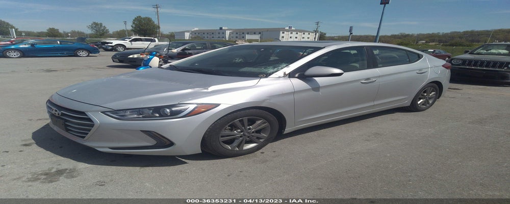 5NPD84LF7JH336458 2018 HYUNDAI ELANTRA photo no. 2