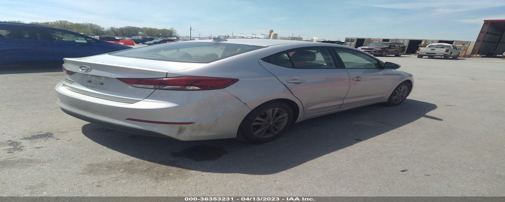 5NPD84LF7JH336458 2018 HYUNDAI ELANTRA photo no. 4