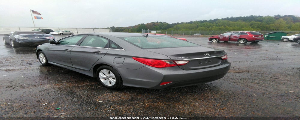 5NPEB4AC5EH815739 2014 HYUNDAI SONATA photo no. 3